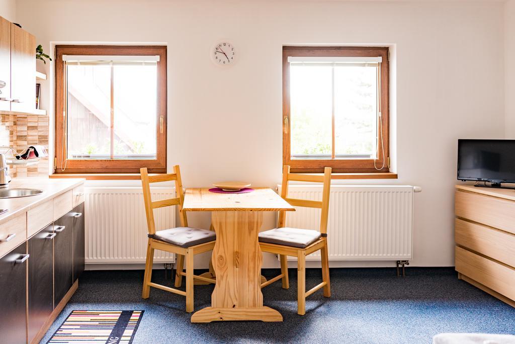 Apartmany Na Namesti Божий Дар Экстерьер фото